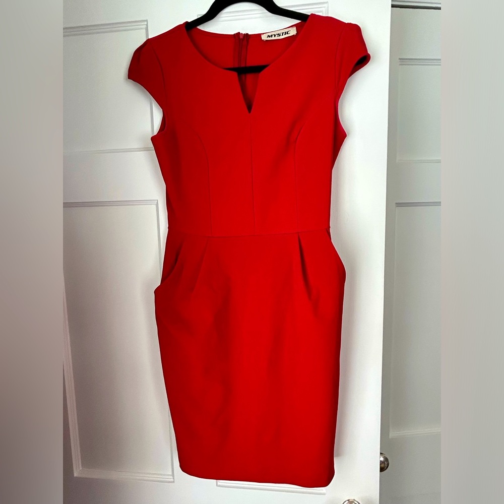Red cocktail/work dress with pockets!